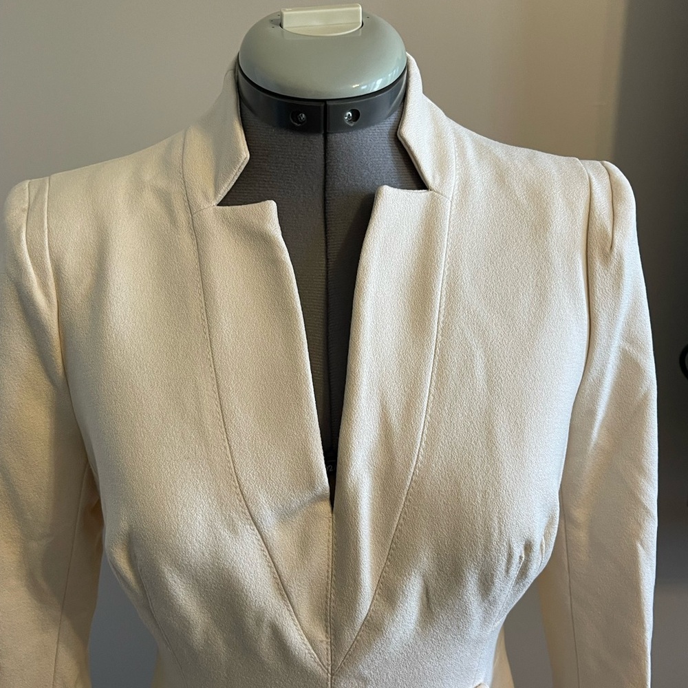 Ivory Karen Millen structured dress size UK 10/ US 6-